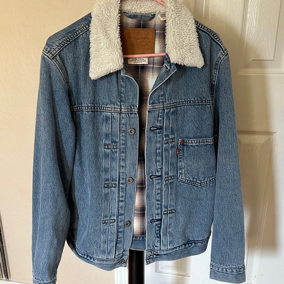 Levi's Other - Levi’s Denim Sherpa-Lined Jacket Levi’s type I